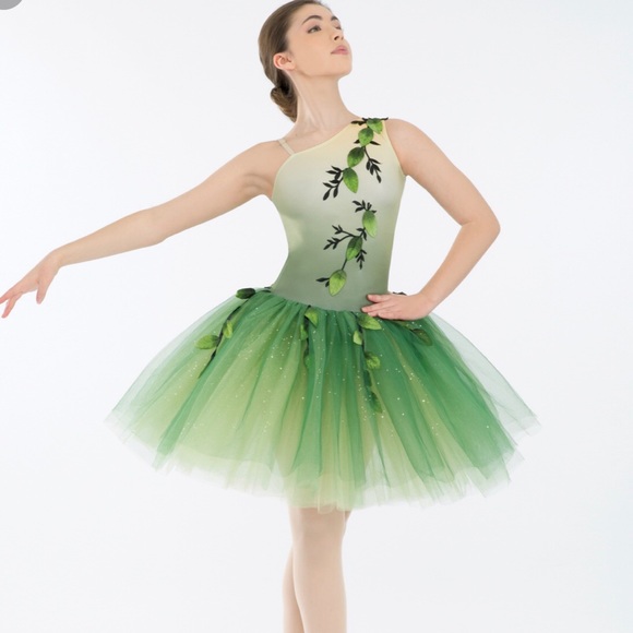 green dance costume